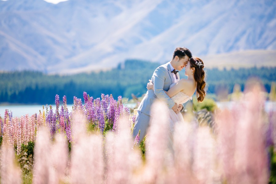 SH&J: Romantic fairytale pre-wedding in New Zealand with horse and at Lake Pukaki and Lake Tekapo by Fei on OneThreeOneFour 21