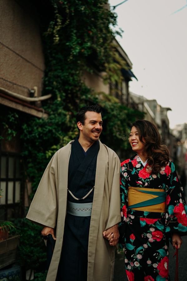 Japan Toyko Kimono Shoot at Nezu Shrine by Ghita  on OneThreeOneFour 9