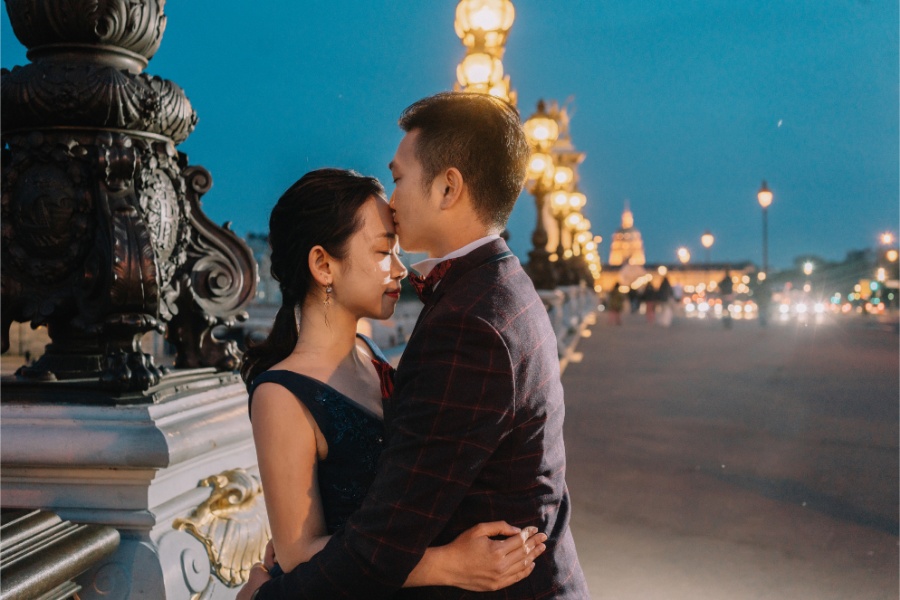 Paris Eiffel Tower and the Louvre Prewedding Photoshoot in France by Vin on OneThreeOneFour 43