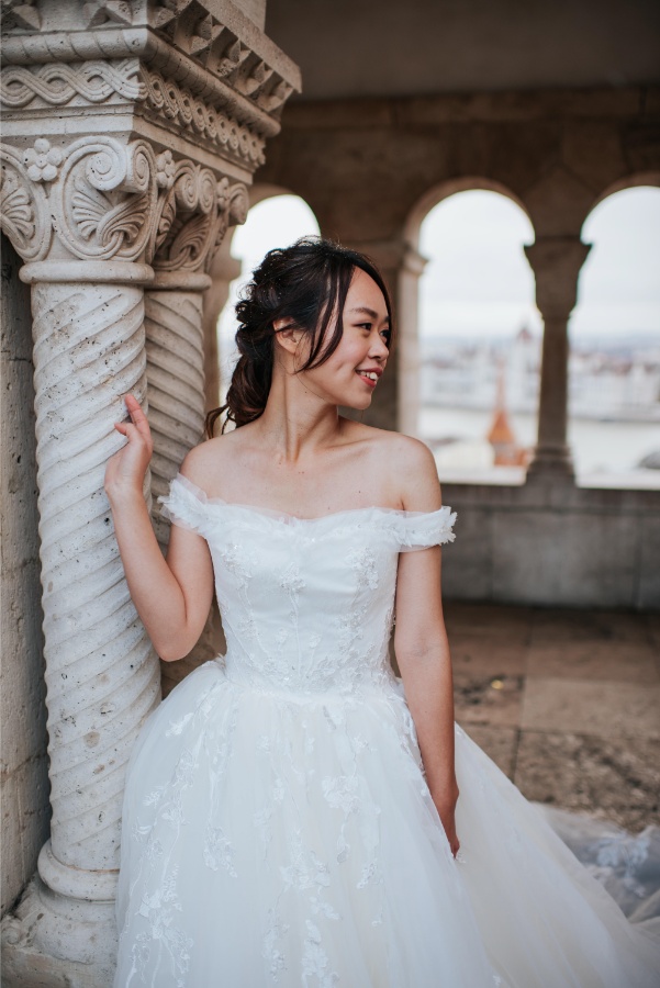 A&A: Budapest Winter Pre-wedding Photoshoot at Fisherman’s Bastion and Széchenyi Chain Bridge by Drew on OneThreeOneFour 7