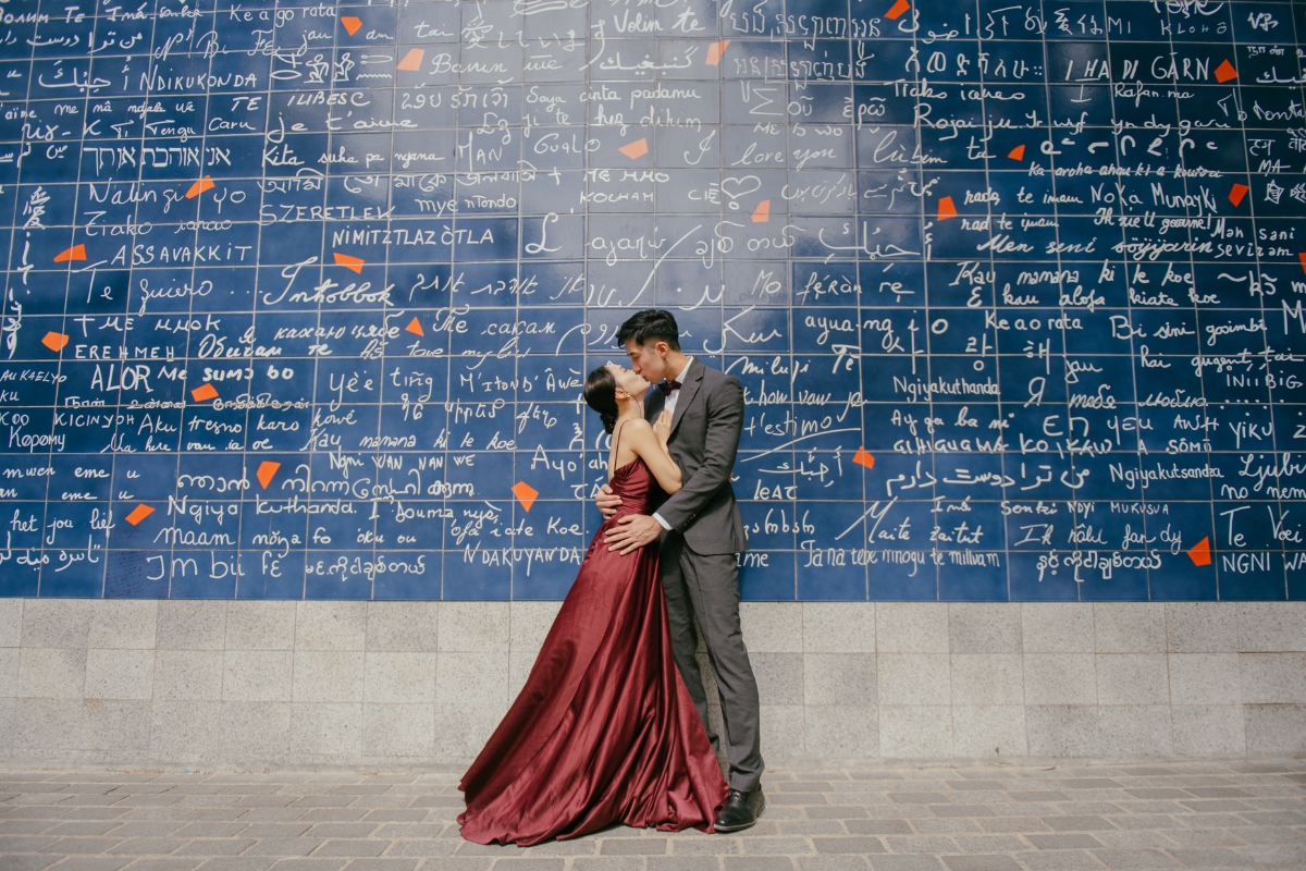 Paris Pre-wedding photoshoot Luxembourg Garden Palais-Royal Eiffel Tower Cafe Saint Honoré Wall of Love by Arnel on OneThreeOneFour 16