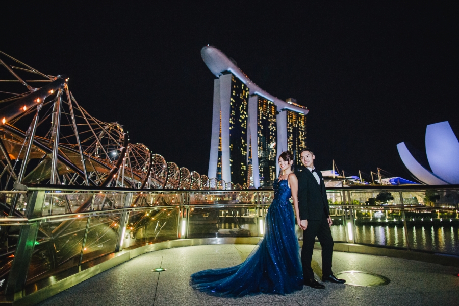Singapore Pre-Wedding Photoshoot At Gardens By The Bay - Cloud Forest And Night Shoot At Marina Bay Sands by Cheng on OneThreeOneFour 16