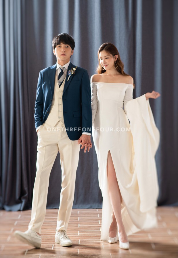 Gravity Studio Simple and Elegant Pre-Wedding Concept = Korean Studio Pre-Wedding by Gravity Studio on OneThreeOneFour 15