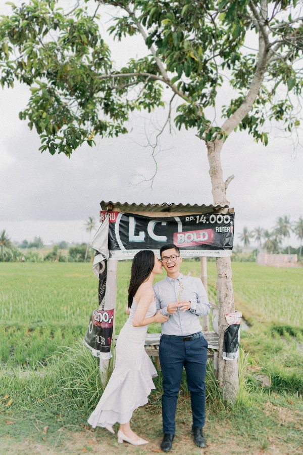 D&T: Pre-wedding in Bali at Nyanyi Beach and Rice Fields by Rhick on OneThreeOneFour 17