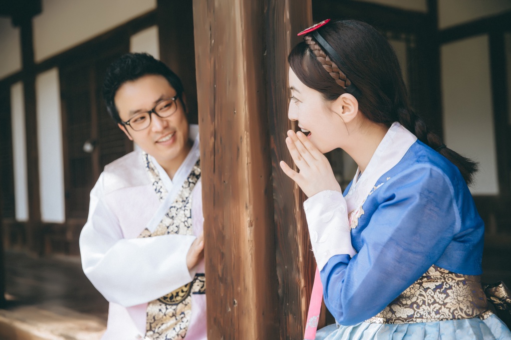 Traditional Hanbok Couple Shoot At Dream Forest, Korea by Jungyeol on OneThreeOneFour 12