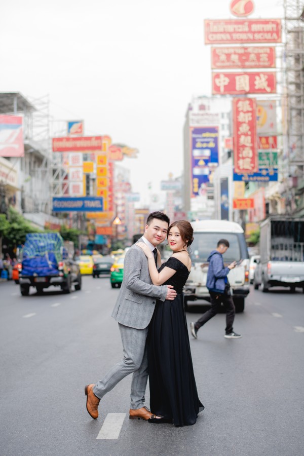 P&T: Bangkok Streets Pre-Wedding Photoshoot  by Nat on OneThreeOneFour 13