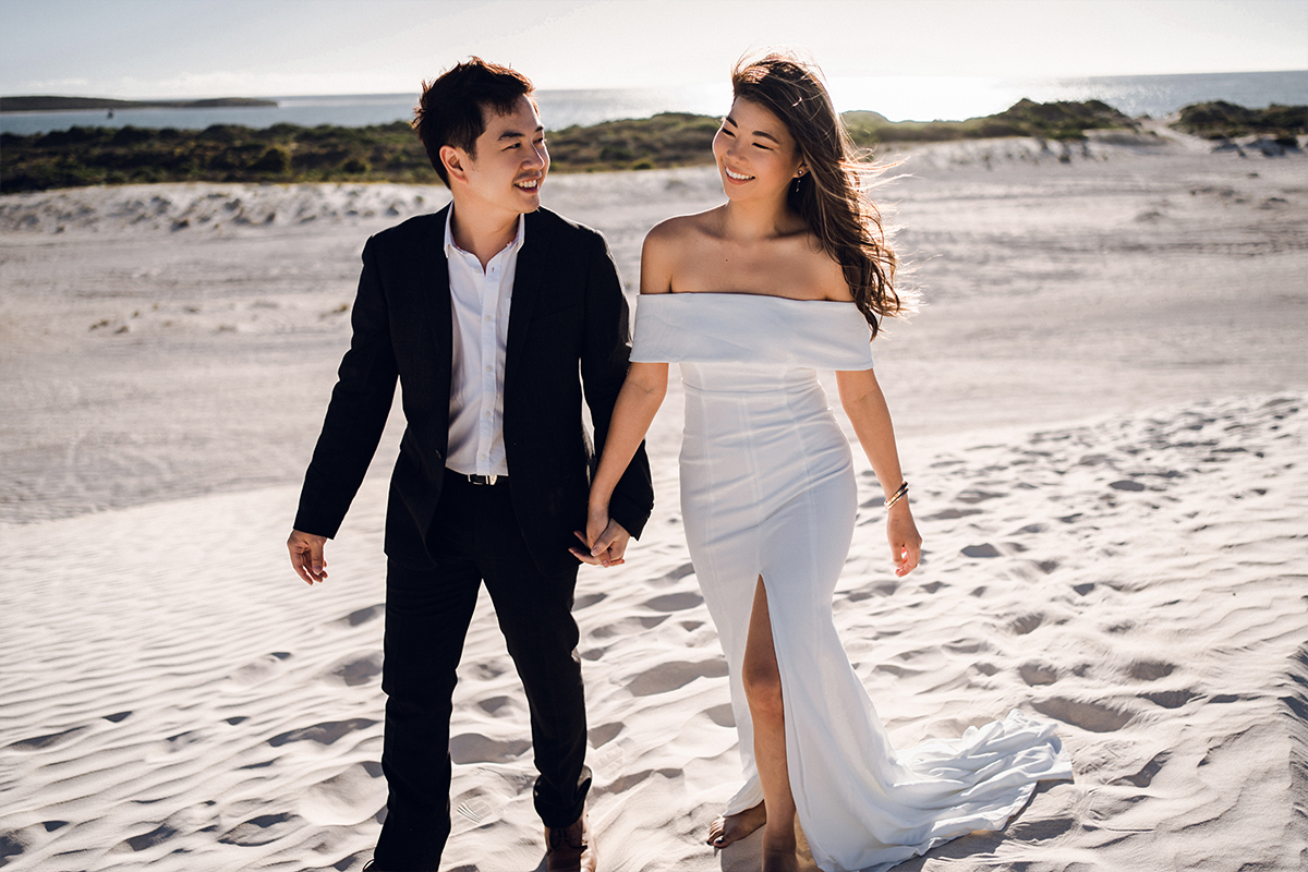Perth Lancelin Desert & Beach Pre-Wedding Shoot by Jimmy on OneThreeOneFour 6