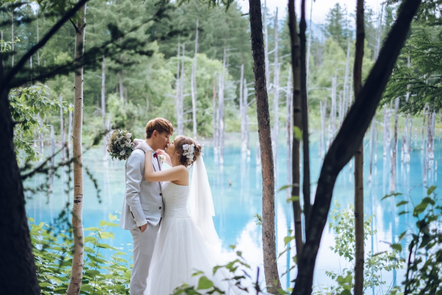 Romantic Summer Escape: Anthony & Gracie's Pre-Wedding Photoshoot in Hokkaido's Lavender Fields and Blue Ponds by Kuma on OneThreeOneFour 23