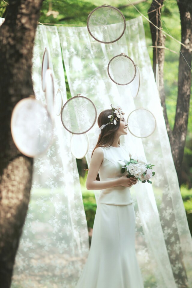Korea Pre-Wedding Photography in Studio & Dosan Park, Seoul - 2016 Sample by May Studio on OneThreeOneFour 26