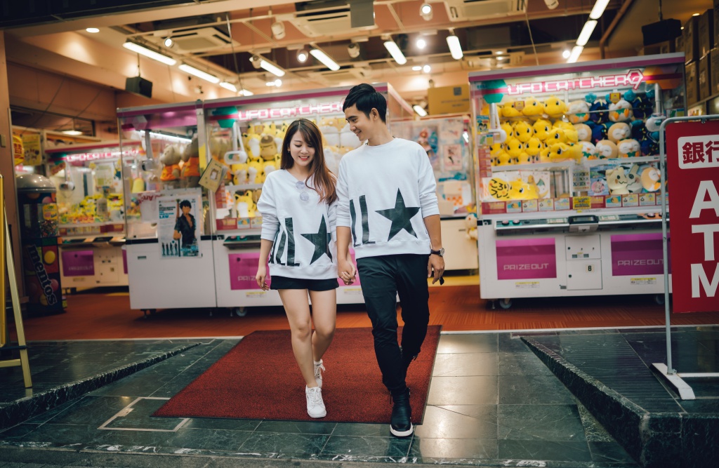 Japan Tokyo Casual Couple Photoshoot At Shopping District And Shibuya Crossing  by Lenham on OneThreeOneFour 3