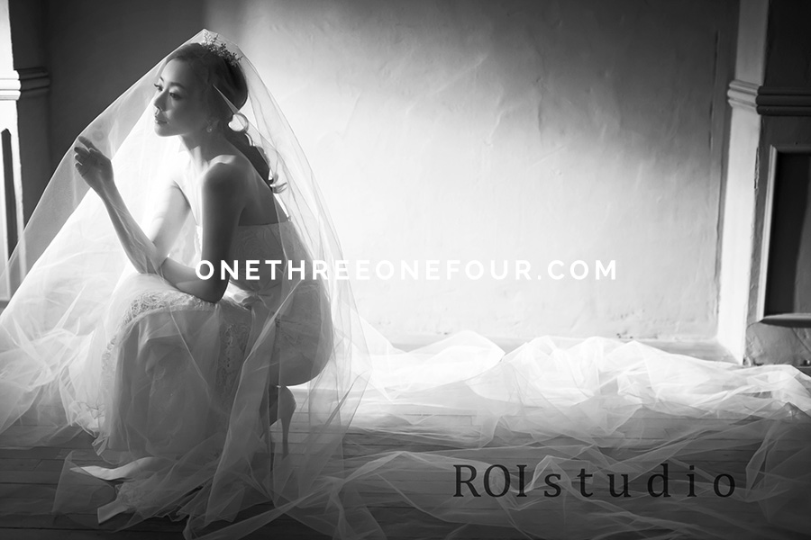 Korean Wedding Studio Photography: Modern Chic Set & Hanbok by Roi Studio on OneThreeOneFour 21