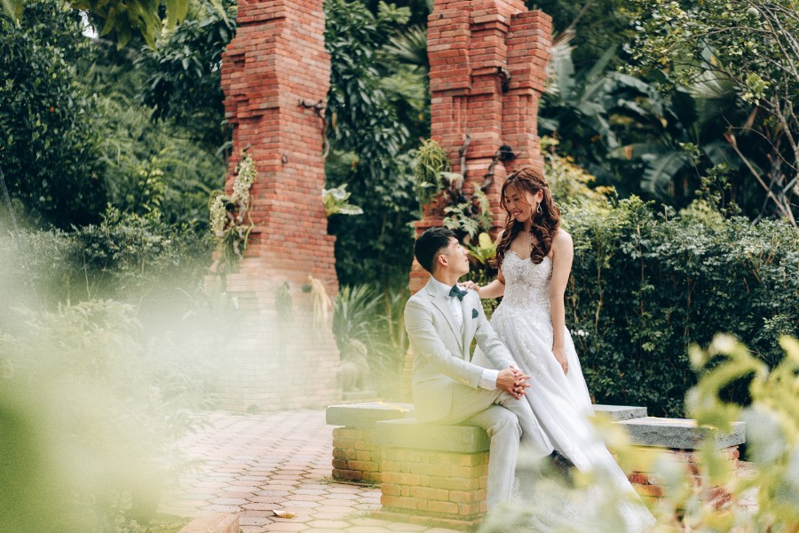 B&LY: Fort Canning, beach and Marina Bay Sands pre-wedding by Michael on OneThreeOneFour 2