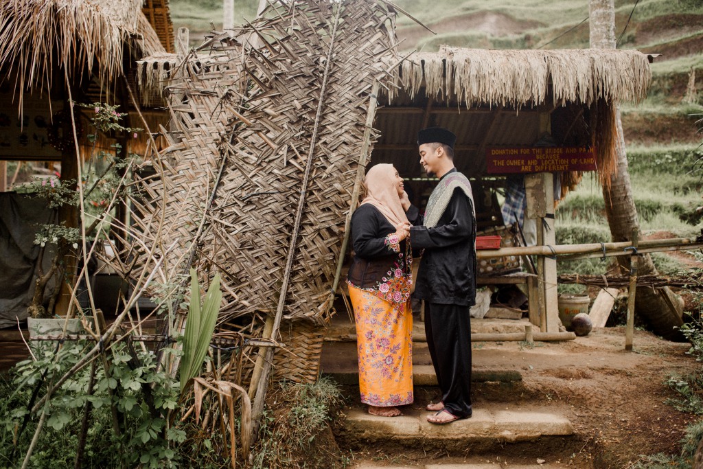 Bali Honeymoon Photography: Post-Wedding Photoshoot For Malay Couple At Tegallalang Rice Paddies  by Dex on OneThreeOneFour 18