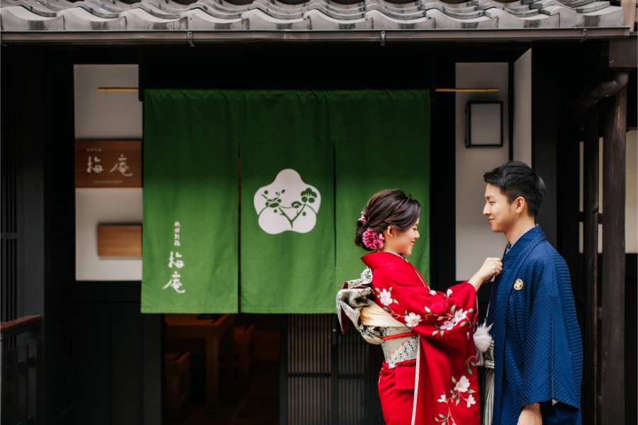 A&L: Kyoto Autumn Pre-wedding Photoshoot at Kimono Forest by Kinosaki on OneThreeOneFour 1