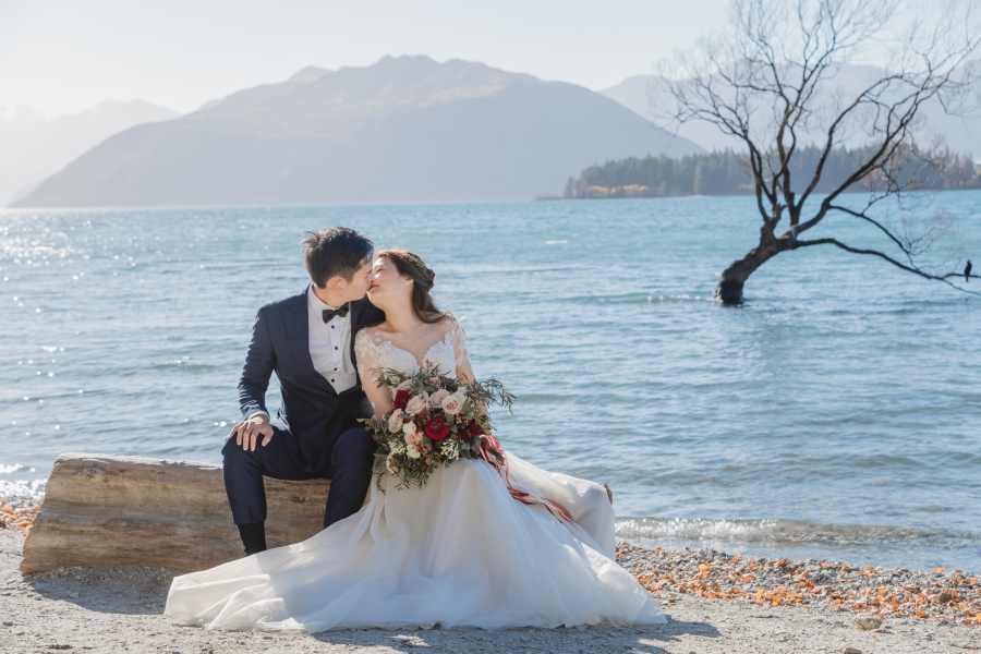 New Zealand Pre-Wedding Photoshoot At Coromandel Peak, Arrowtown And Alpaca Farm by Fei on OneThreeOneFour 9
