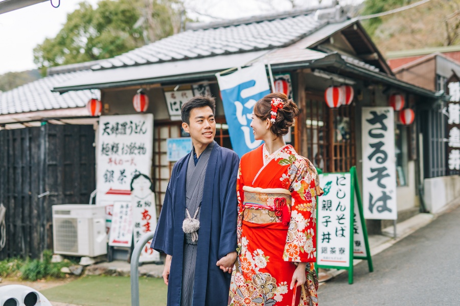 Japan Kyoto Autumn Higashiyama Kimono Prewedding Photoshoot by Shu Hao on OneThreeOneFour 23