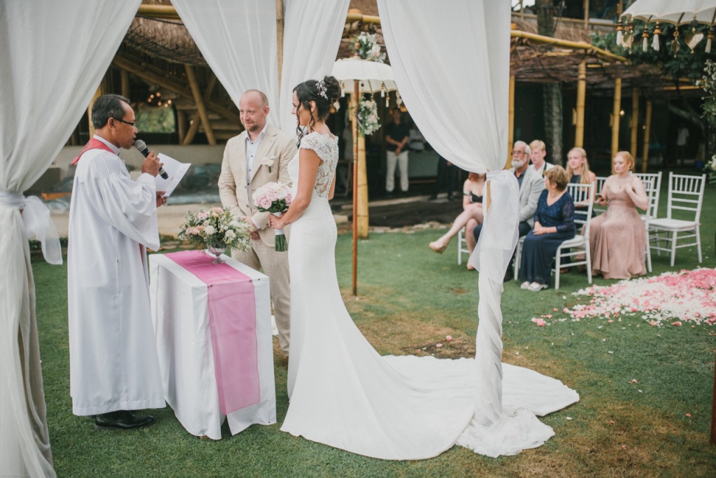 Bali Wedding at Bali Mandira Beach Resort & Spa by Agus  on OneThreeOneFour 7