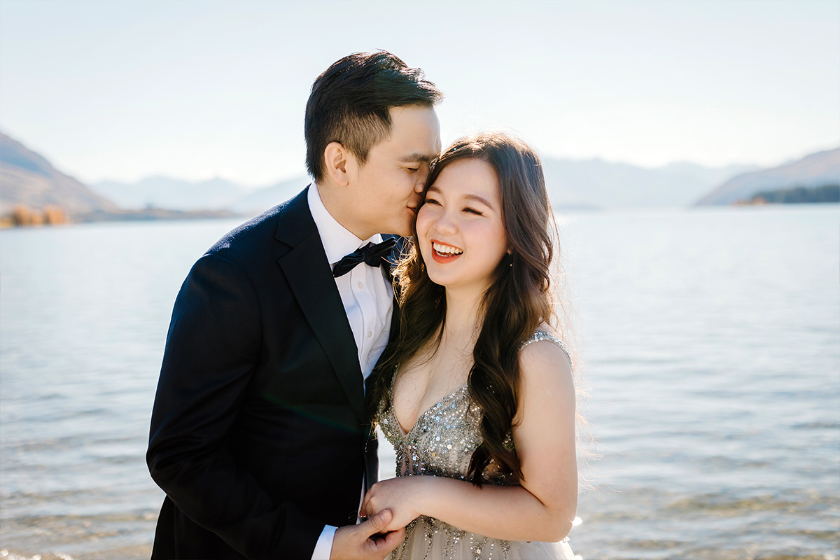 New Zealand Autumn Pre-Wedding Photoshoot at Arrowtown & Coromandel Peak by Fei on OneThreeOneFour 6