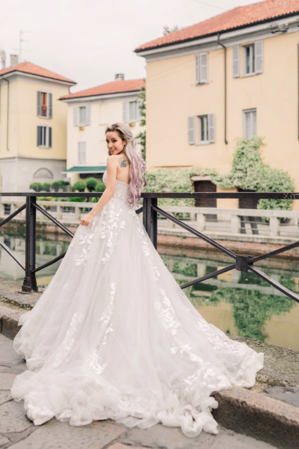 Naomi & Hann's Wedding Photoshoot in Milan by Olga on OneThreeOneFour 17