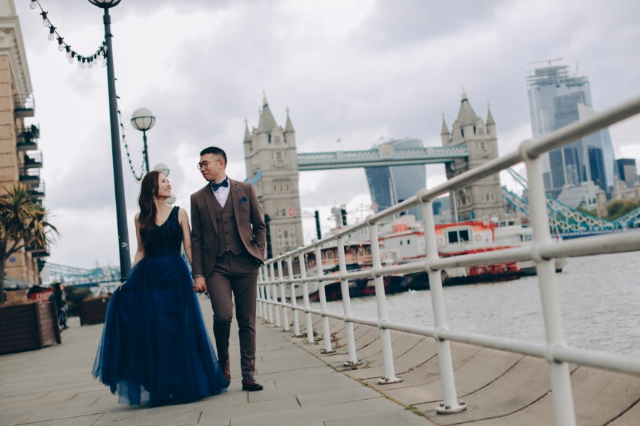 L&A: Whimsical Pre-wedding in London by Dom on OneThreeOneFour 24