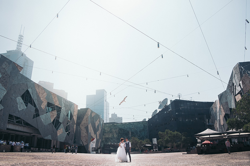 Melbourne Post-Wedding Photoshoot At Flinders Street Railway Station  by Felix  on OneThreeOneFour 3