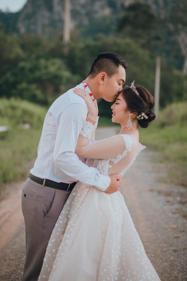 Khao Yai Pre-Wedding Photoshoot At Palio The Little Italian Village For Cambodia Couple by Por on OneThreeOneFour 37