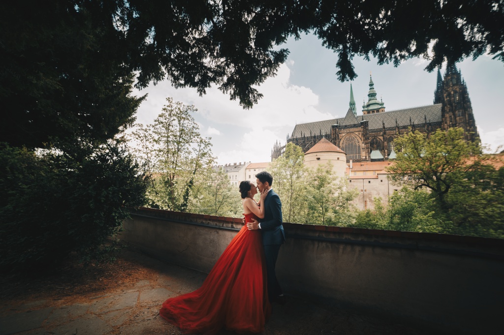 Prague Pre-Wedding Photoshoot At Old Town Square, Vrtba Garden And St. Vitus Cathedral  by Nika  on OneThreeOneFour 26