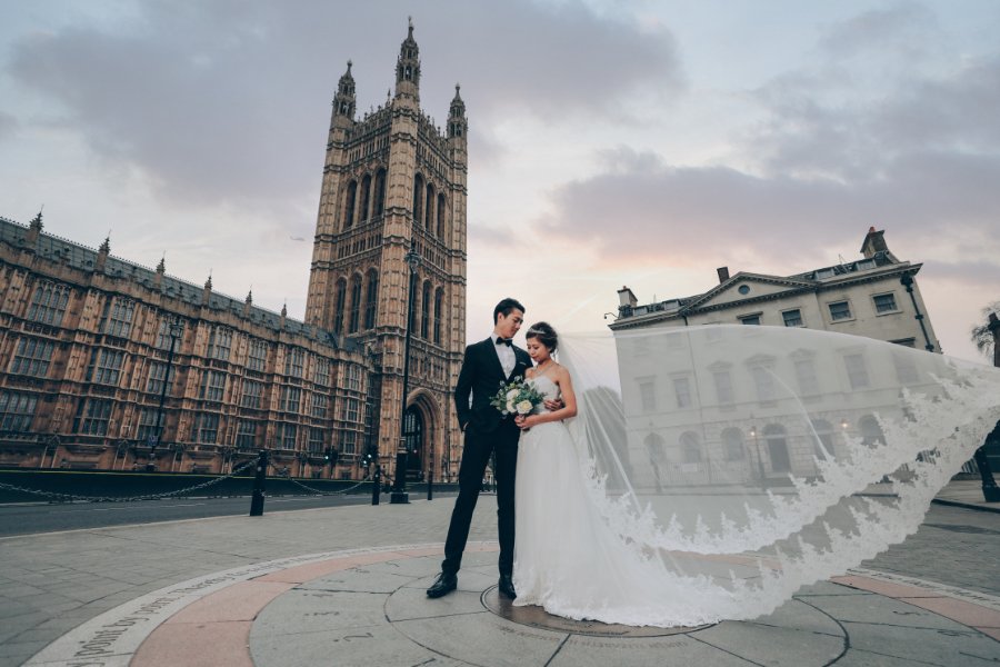 London Pre-Wedding Photoshoot At Westminster Abbey, Millennium Bridge And Church Ruins by Dom  on OneThreeOneFour 21