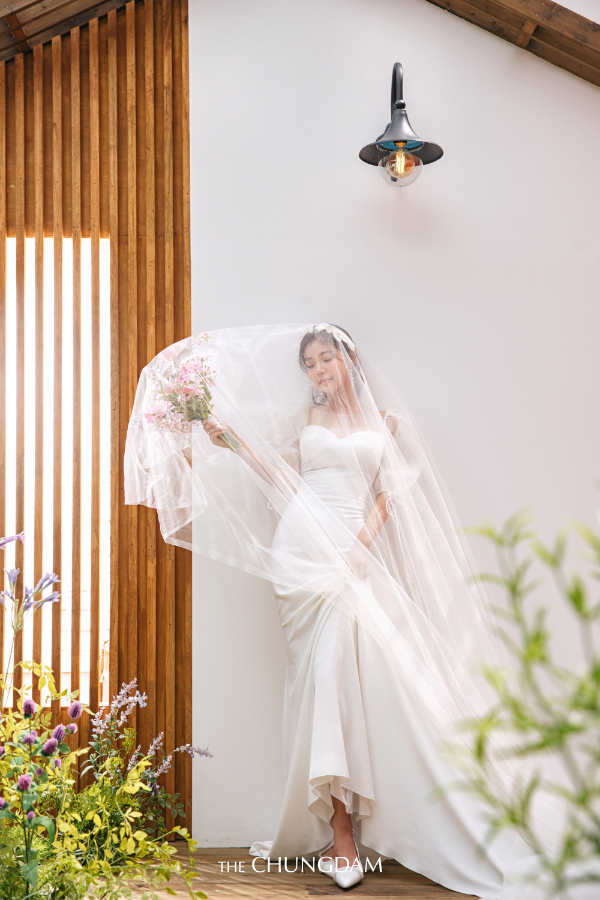 [Latest] Chungdam Studio 2023 Korean Pre-Wedding Photoshoot by Chungdam Studio on OneThreeOneFour 6