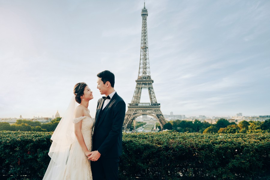 Paris Eiffel Tower and Tuileries Garden Prewedding Photoshoot in France  by Arnel on OneThreeOneFour 5