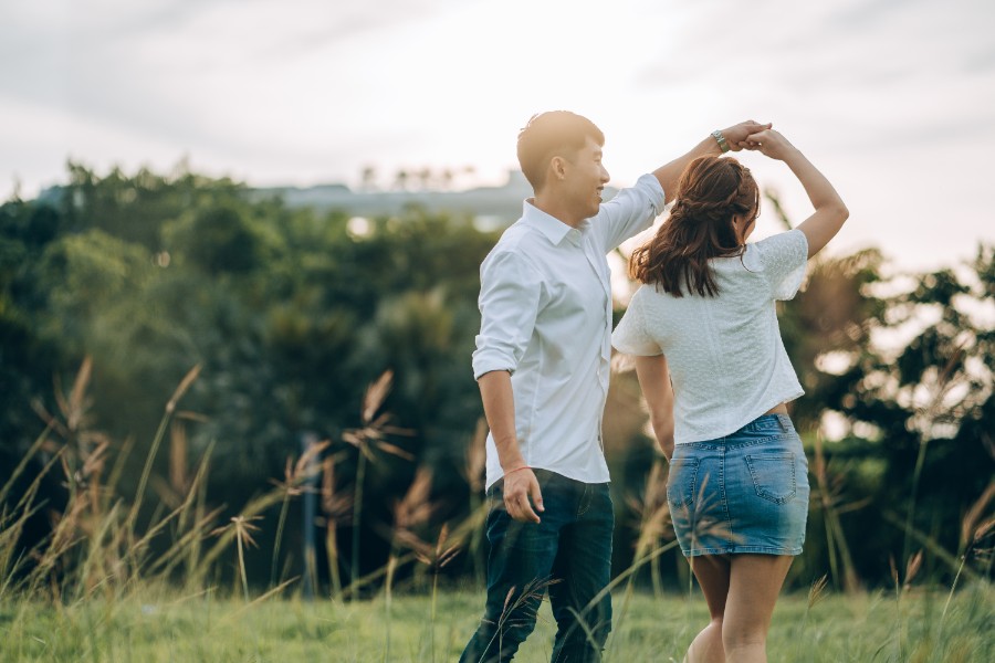 B&LY: Fort Canning, beach and Marina Bay Sands pre-wedding by Michael on OneThreeOneFour 16