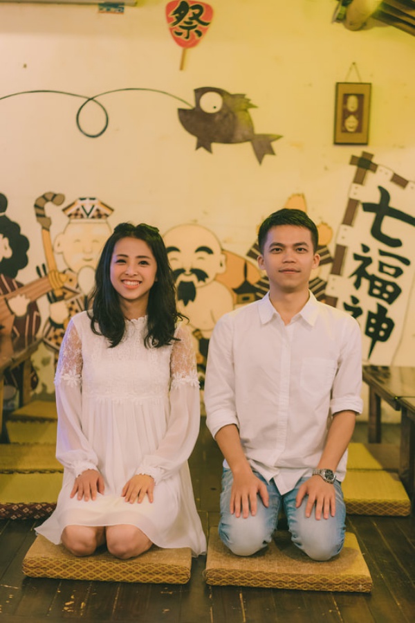 Taiwan Casual Couple Photoshoot At Grassland And Restaurant  by Star  on OneThreeOneFour 19