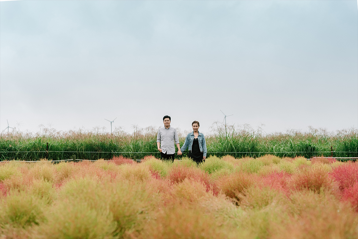 Korea Casual Elopement Couple Photoshoot at Haneul Sky Park by Jungyeol on OneThreeOneFour 0