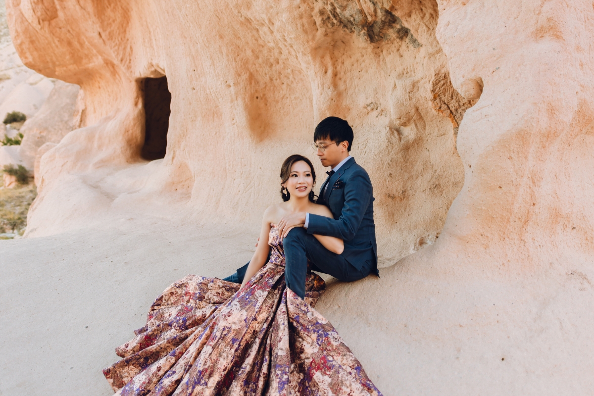 Cappadocia Pre-Wedding Photoshoot Hot Air Balloons Pasabag Valley Cave Hotel Roof Turkish Fairy Lamps Shop by Aric on OneThreeOneFour 4