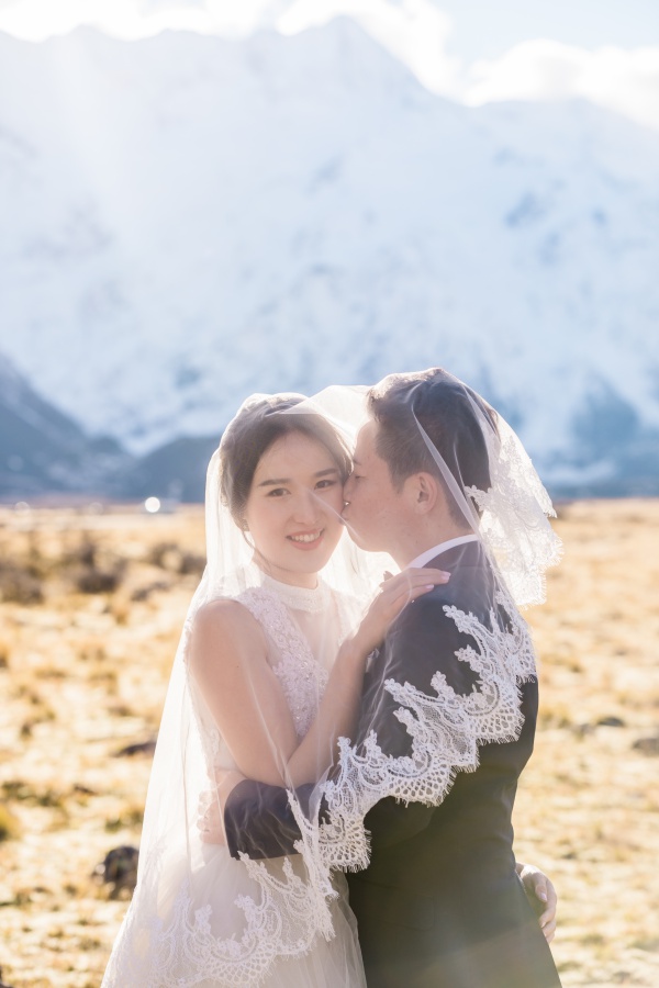 New Zealand Lake Tekapo, Lake Pukaki and Arrowtown Pre-Wedding Photoshoot by Fei on OneThreeOneFour 12