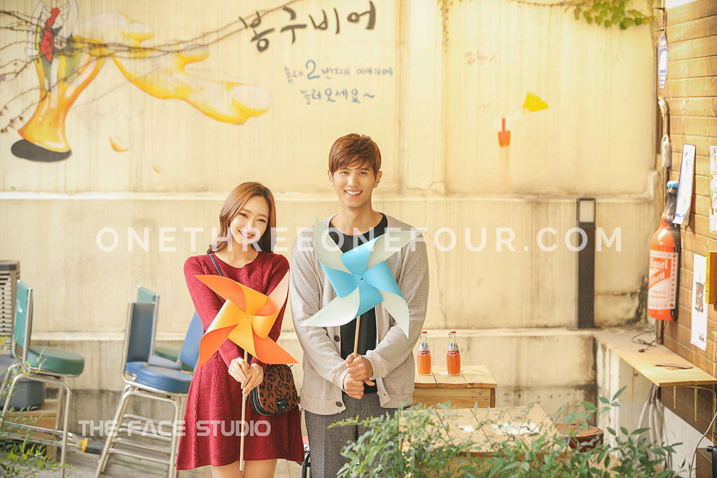 Korean Studio Pre-Wedding Photography: Hongdae (홍대) (Outdoor) by The Face Studio on OneThreeOneFour 5