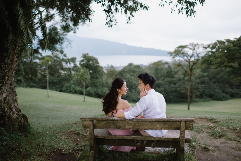 Bali Pre-Wedding Photoshoot At Tamblingan Lake And Forest  by Hendra on OneThreeOneFour 24