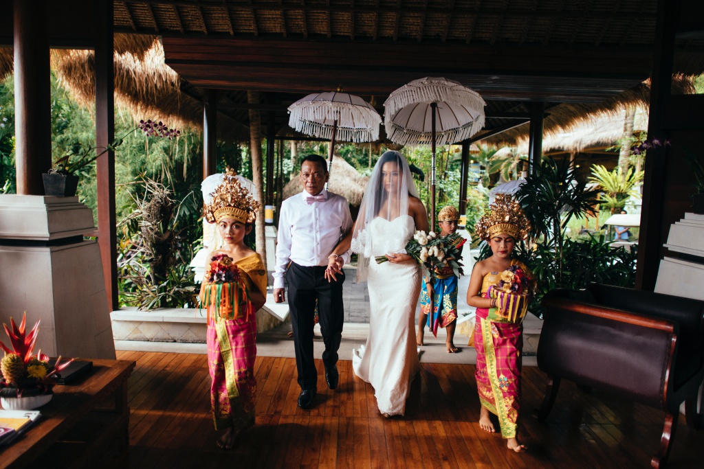 Bali Destination Wedding At Kupu Kupu Barong Villas, Ubud  by Aswin on OneThreeOneFour 11