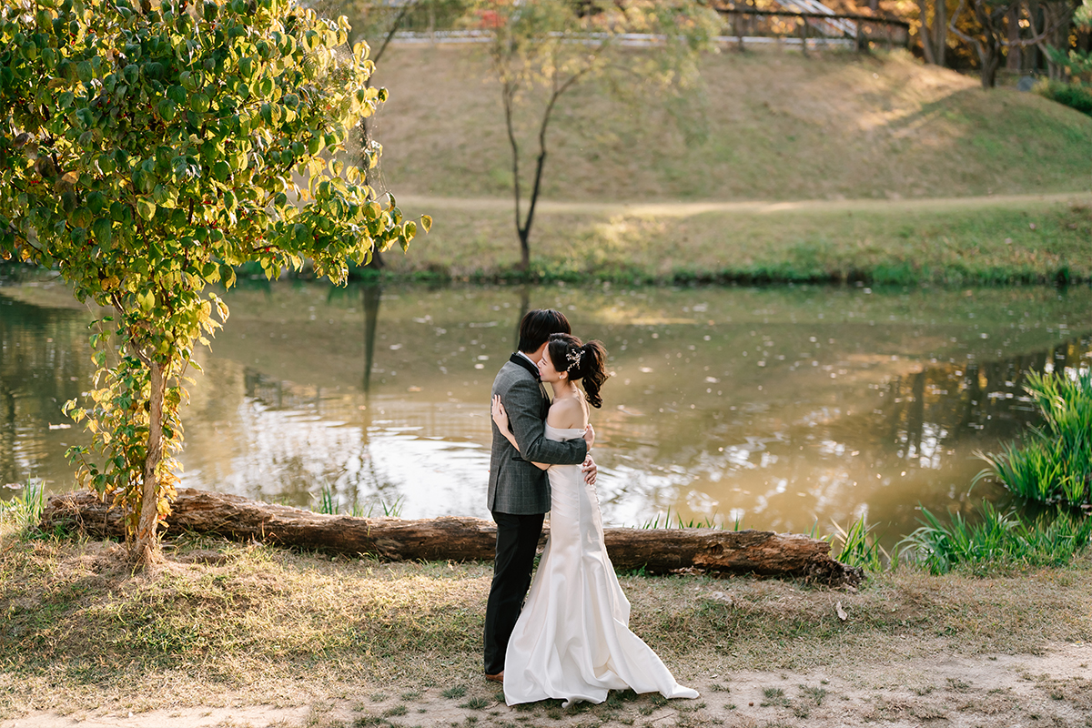 Korea Nami Island Romantic Autumn Pre-Wedding Photoshoot by Jungyeol on OneThreeOneFour 24