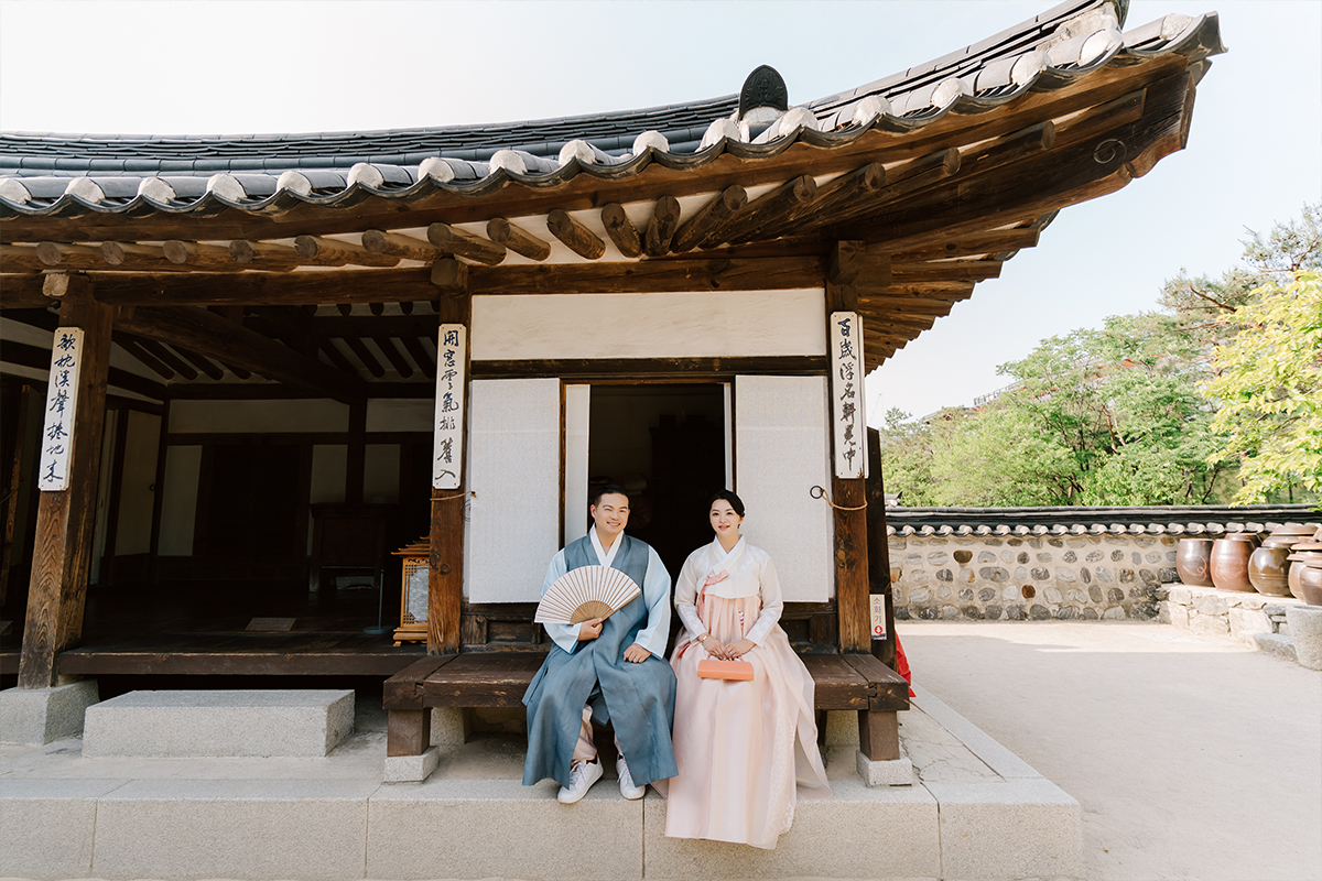 US Couple Traditional Hanbok Photoshoot in Korea by Jungyeol on OneThreeOneFour 4