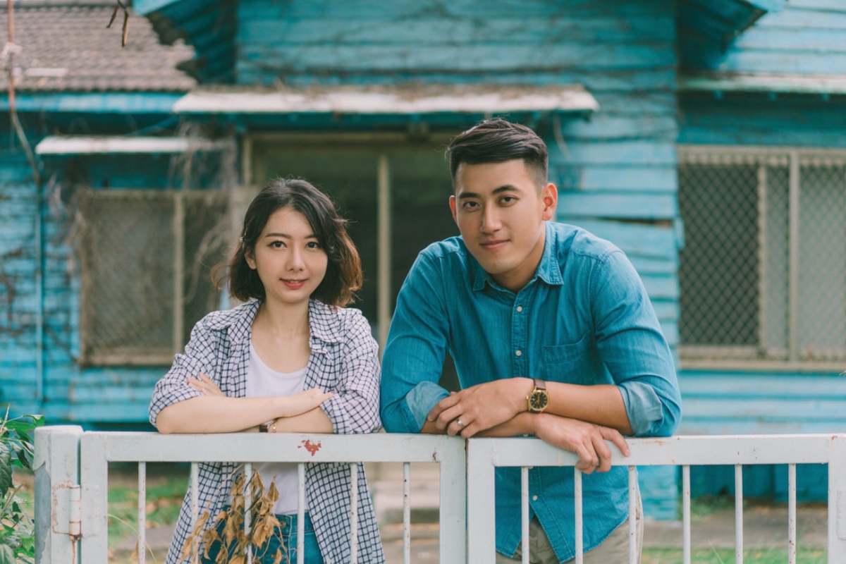 Taiwan Pre-Wedding Photoshoot Abandoned Estate Blue House Gardens by  on OneThreeOneFour 15