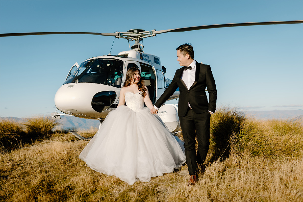 New Zealand Autumn Pre-Wedding Photoshoot at Arrowtown & Coromandel Peak by Fei on OneThreeOneFour 10