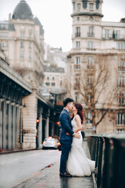 Paris Pre-Wedding Photography for Singapore Couple At Eiffel Tower And Palais Royale  by Arnel on OneThreeOneFour 33