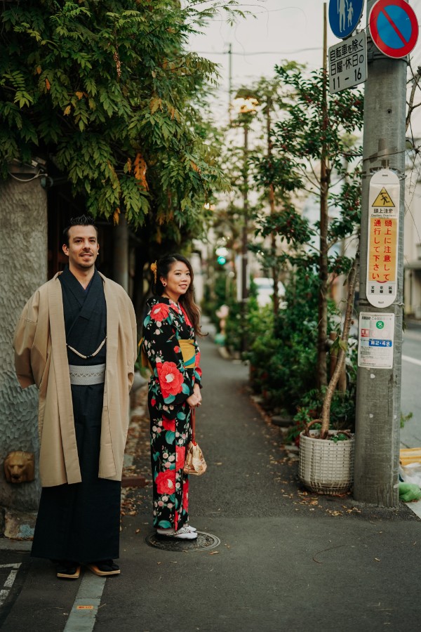 Japan Toyko Kimono Shoot at Nezu Shrine by Ghita  on OneThreeOneFour 24