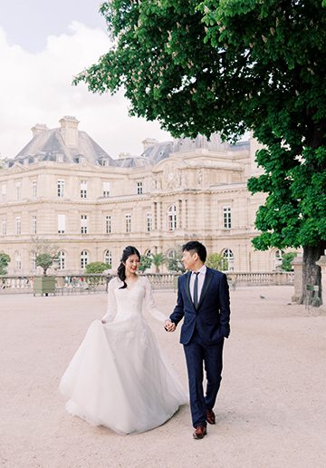 M&Y: Paris Pre-wedding Photoshoot at Pont des Arts and Luxembourg Gardens