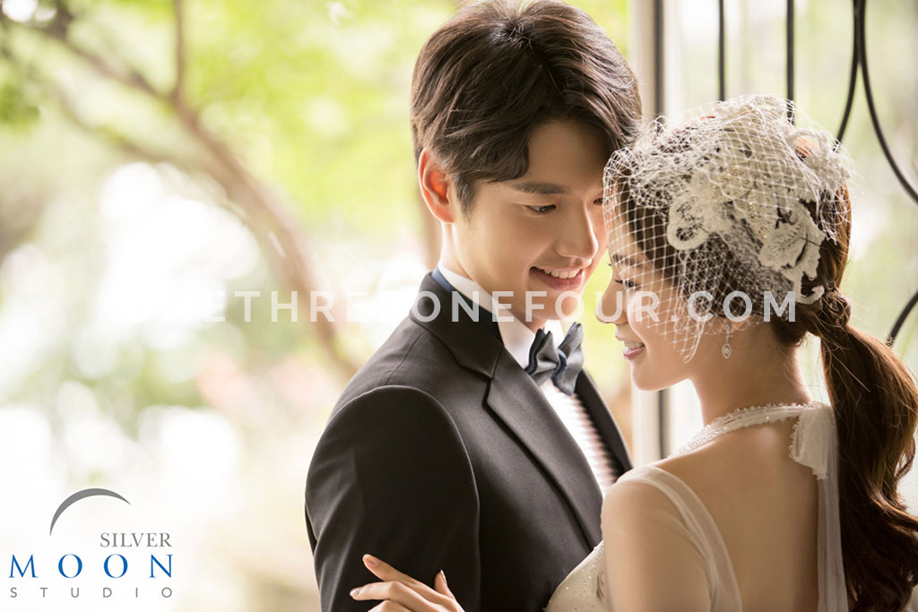 Korean Studio Pre-Wedding Photography: Dream by Silver Moon Studio on OneThreeOneFour 7