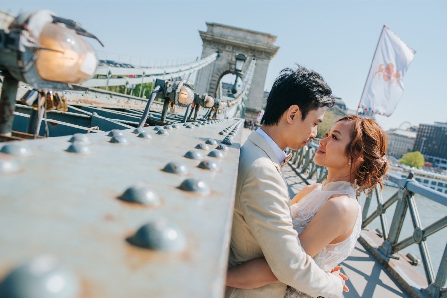 S&G: Budapest Pre-wedding Photoshoot at Castle District by Drew on OneThreeOneFour 25