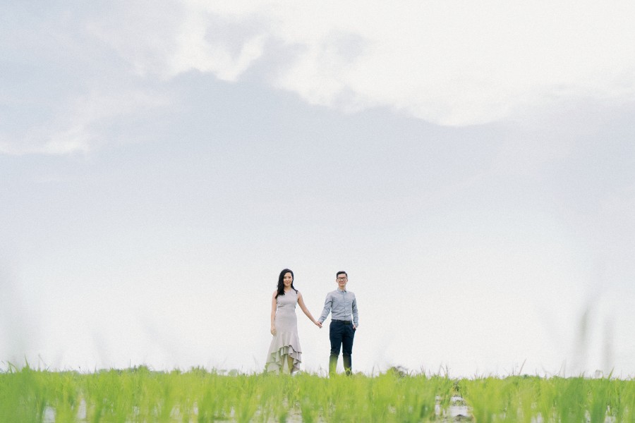 D&T: Pre-wedding in Bali at Nyanyi Beach and Rice Fields by Rhick on OneThreeOneFour 18