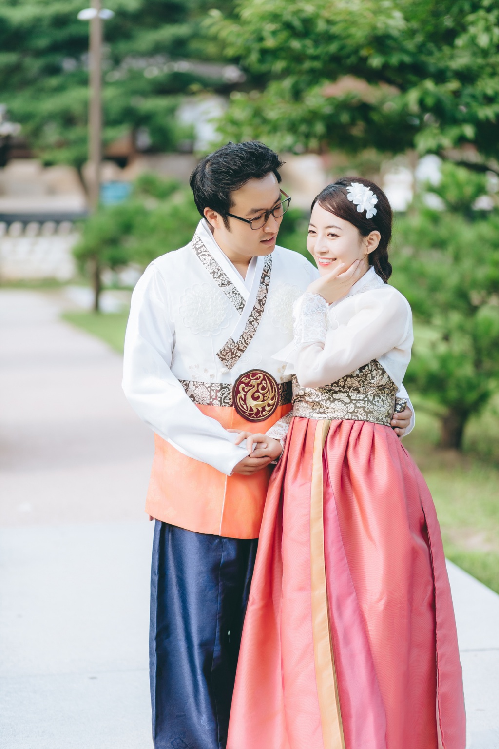 Traditional Hanbok Couple Shoot At Dream Forest, Korea by Jungyeol on OneThreeOneFour 3