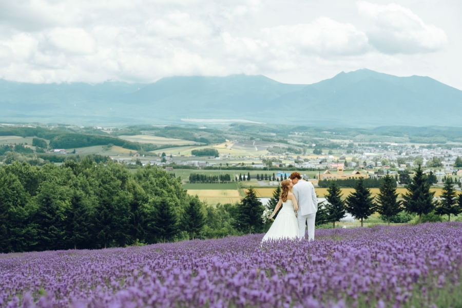 Romantic Summer Escape: Anthony & Gracie's Pre-Wedding Photoshoot in Hokkaido's Lavender Fields and Blue Ponds by Kuma on OneThreeOneFour 1
